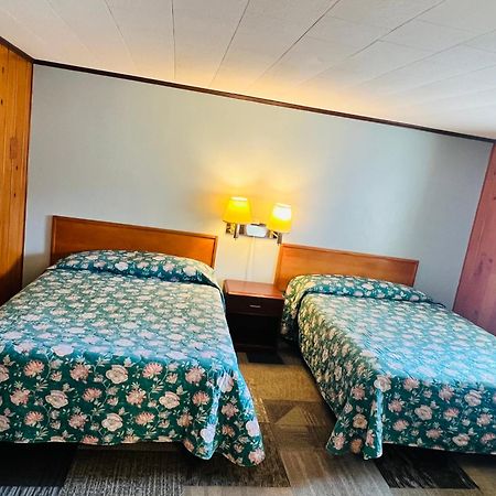 קדילאק Sun N Snow Hotel מראה חיצוני תמונה