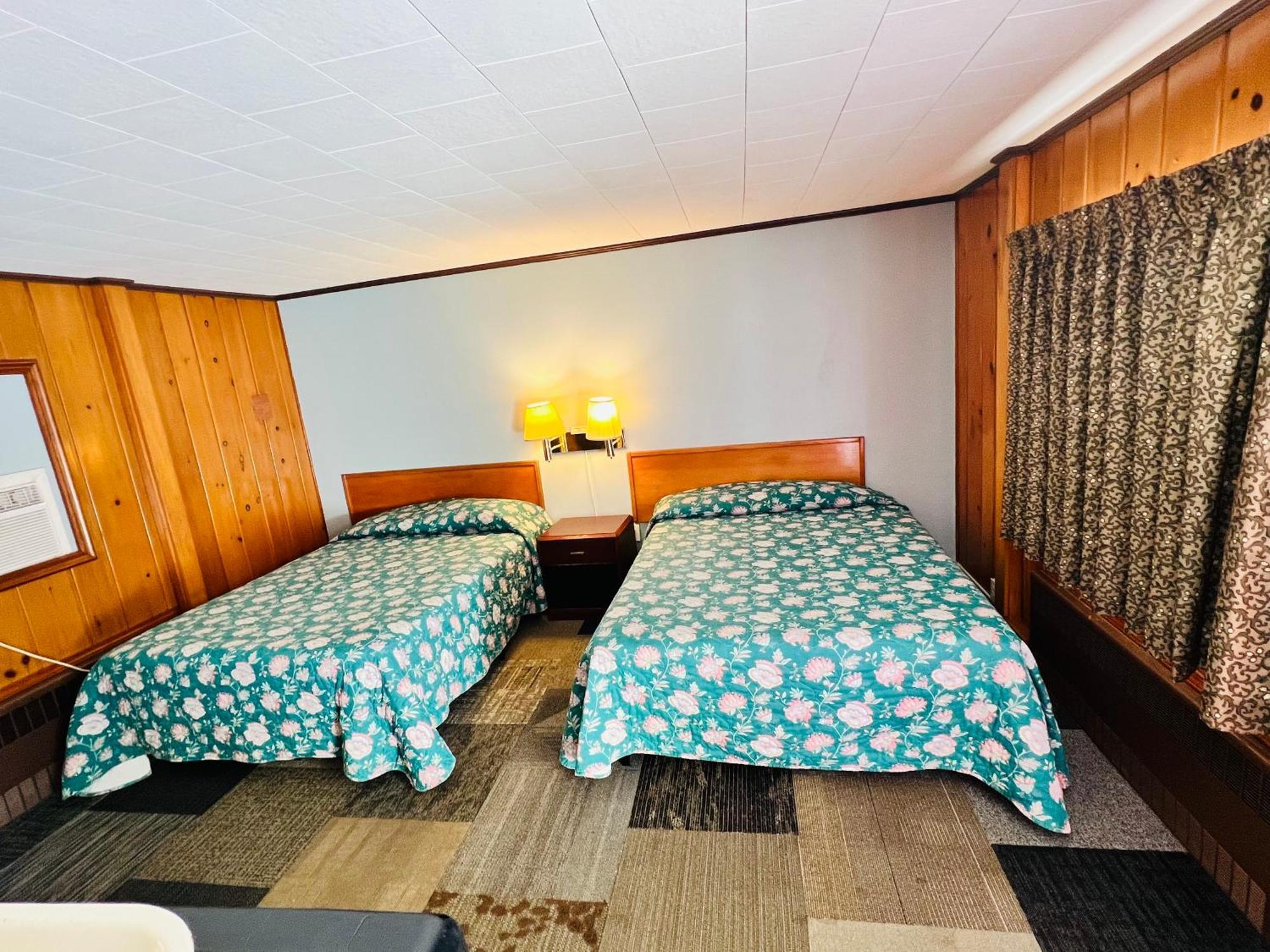 קדילאק Sun N Snow Hotel מראה חיצוני תמונה