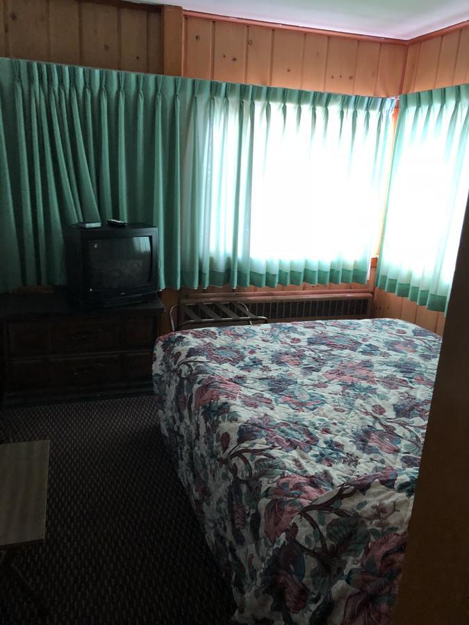 קדילאק Sun N Snow Hotel מראה חיצוני תמונה