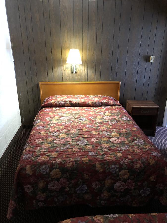 קדילאק Sun N Snow Hotel מראה חיצוני תמונה